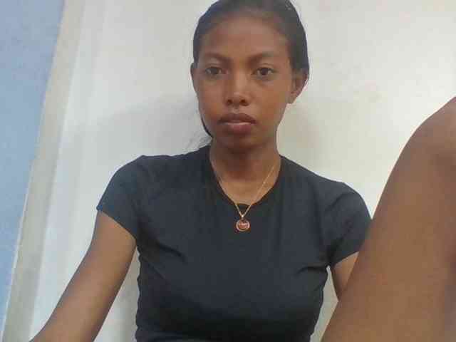 Layah7 webcam