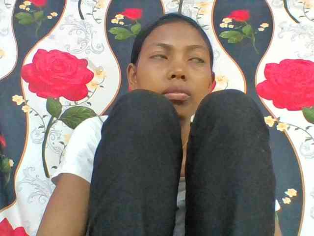 Layah7 webcam