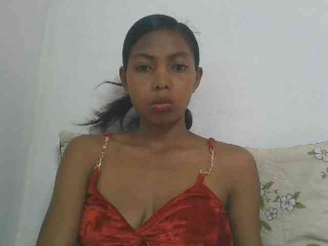 Layah7 webcam