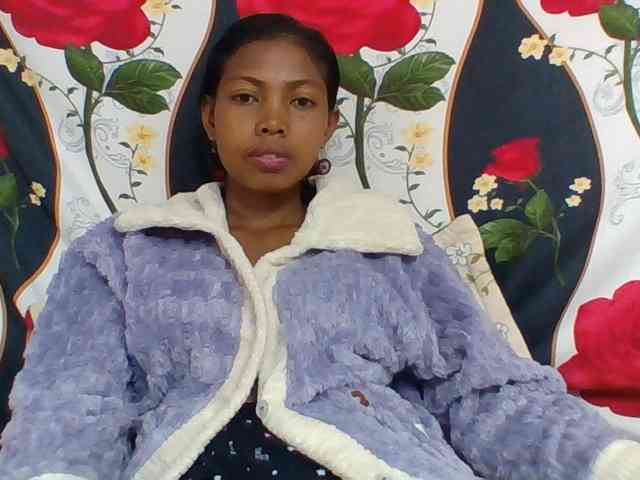 Layah7 webcam
