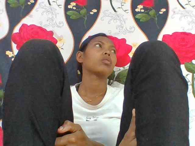 Layah7