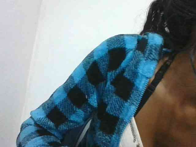 Layah7