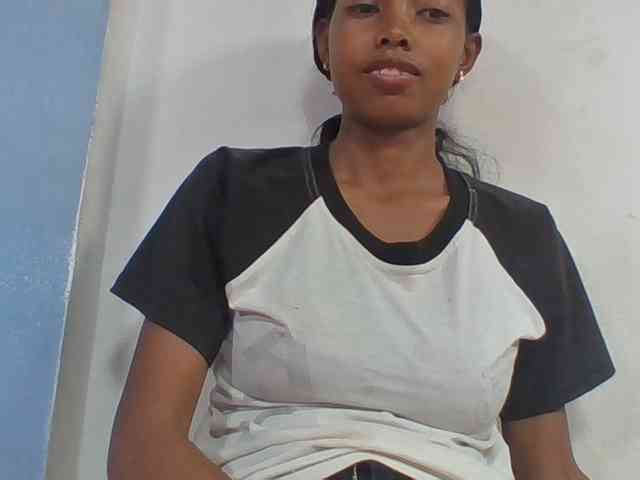 Layah7 webcam