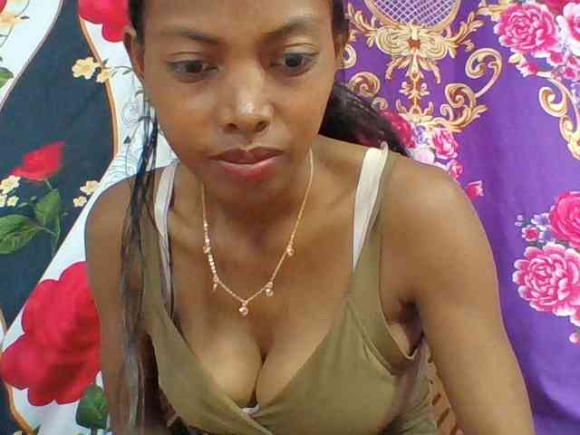 Layah7 webcam