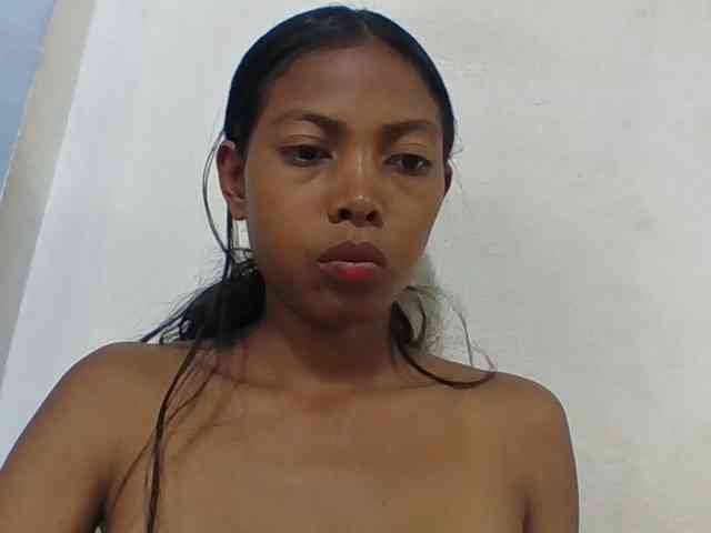 Layah7 webcam
