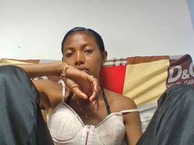 Layah7 webcam