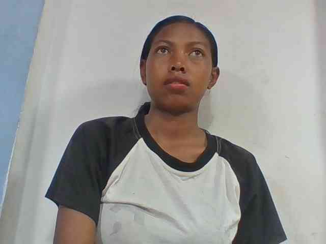 Layah7 webcam