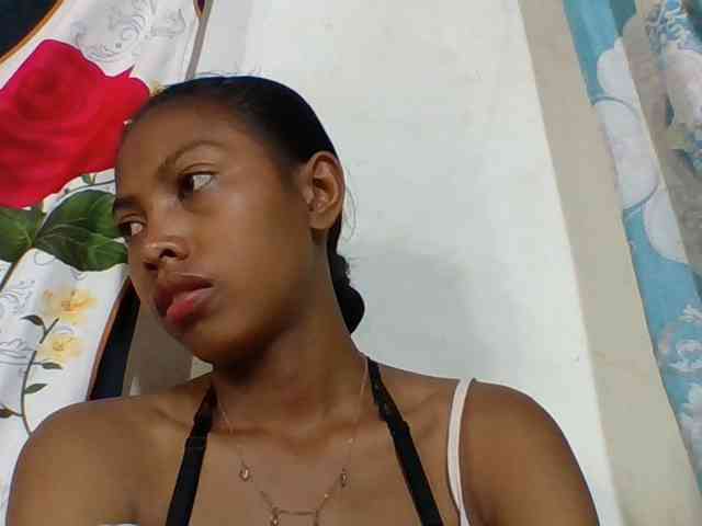 Layah7 webcam