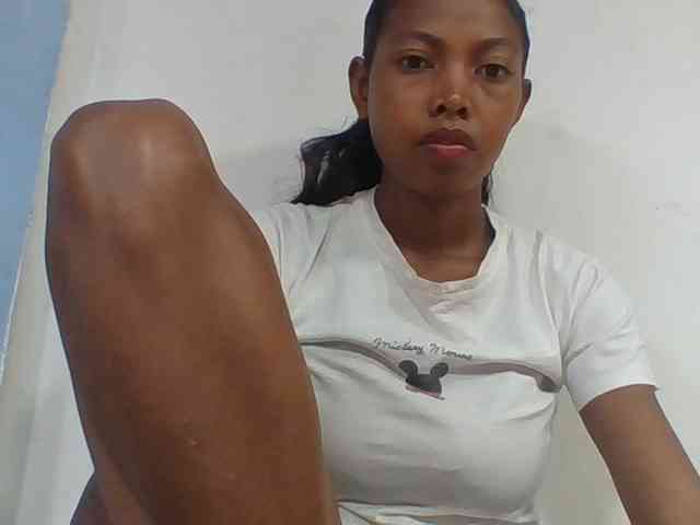Layah7 webcam