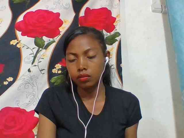 Layah7 Layah7
