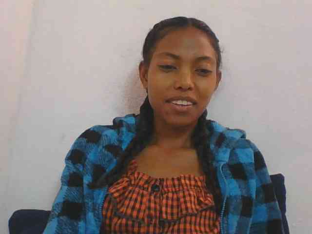 Layah7 Layah7