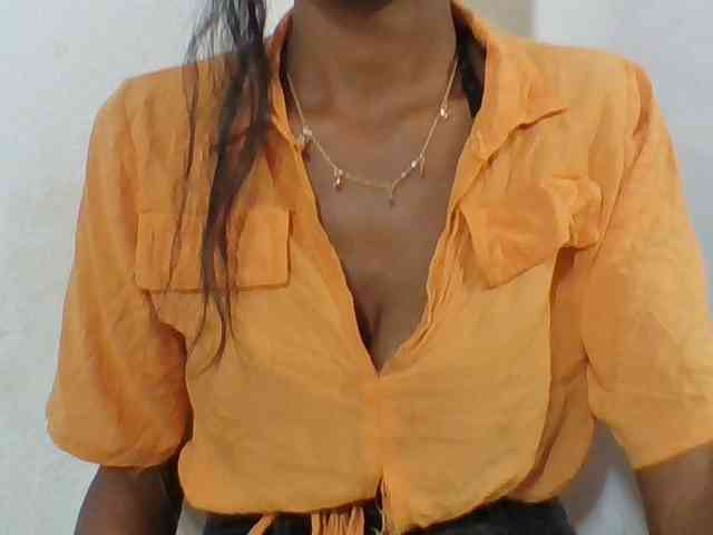 Layah7 webcam