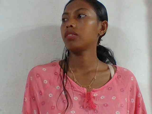 Layah7 webcam