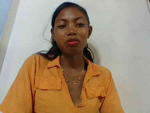 Layah7 webcam