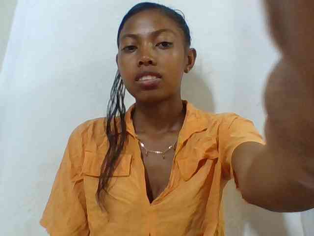 Layah7 webcam