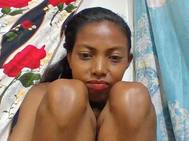 Layah7 webcam