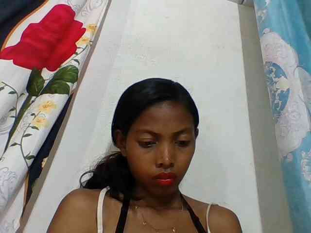 Layah7 webcam