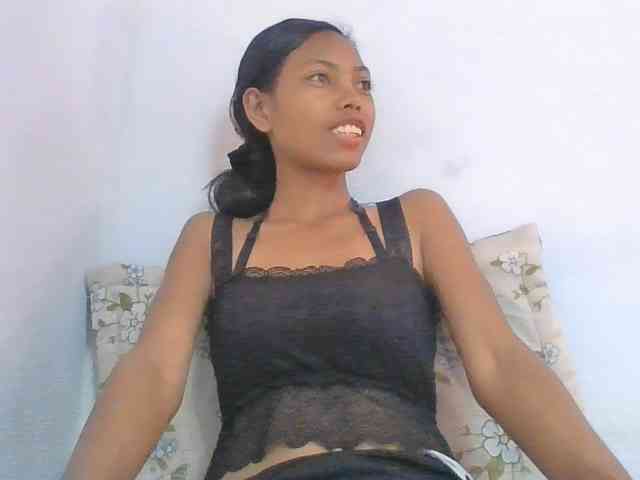 Layah7