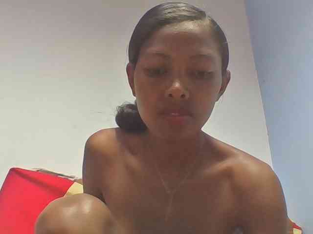 Layah7 webcam