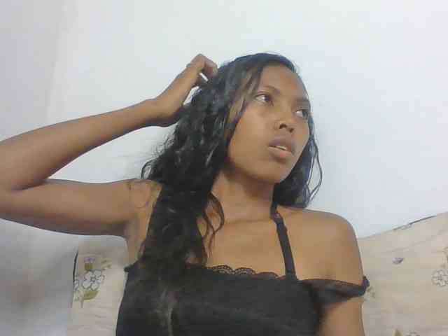 Layah7