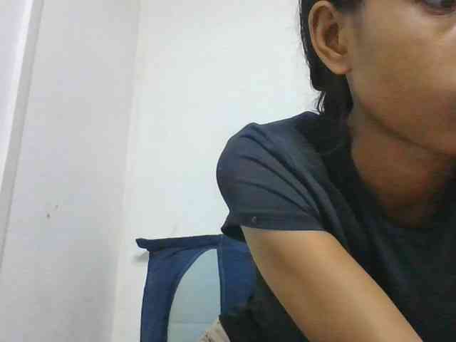 Layah7 webcam