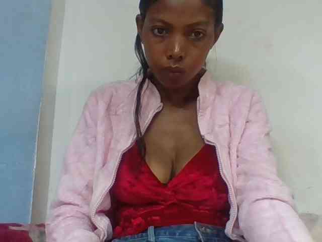 Layah7 webcam