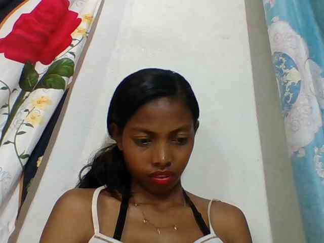 Layah7 webcam