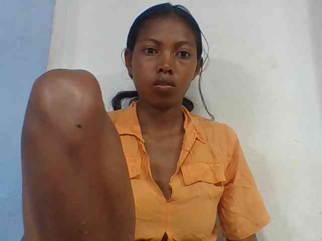 Layah7 webcam