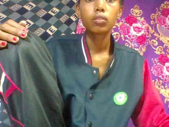 Layah7