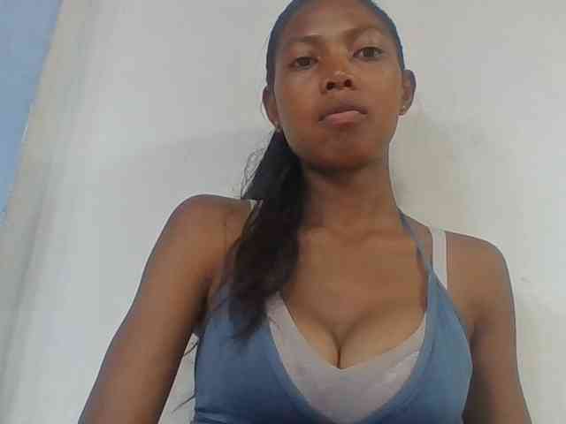 Layah7 webcam