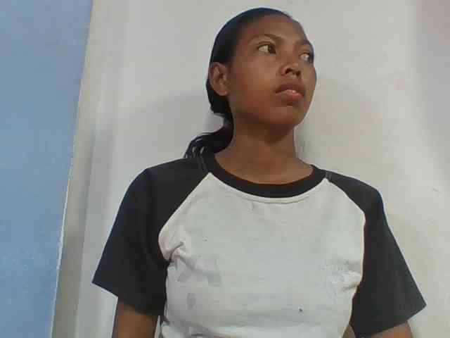 Layah7 webcam