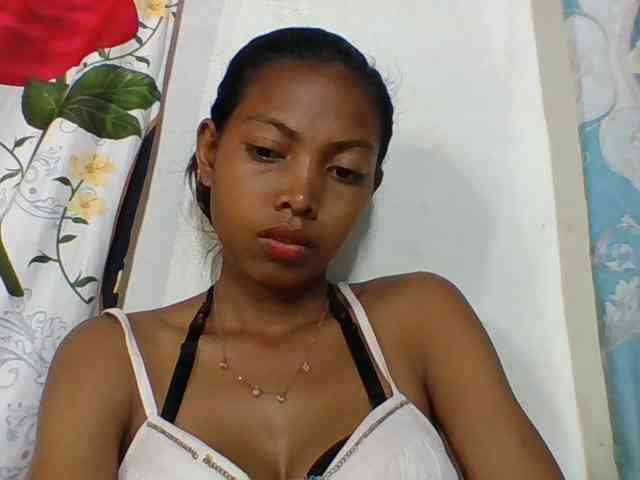 Layah7 webcam