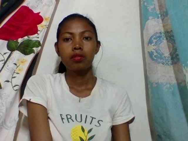 Layah7 webcam