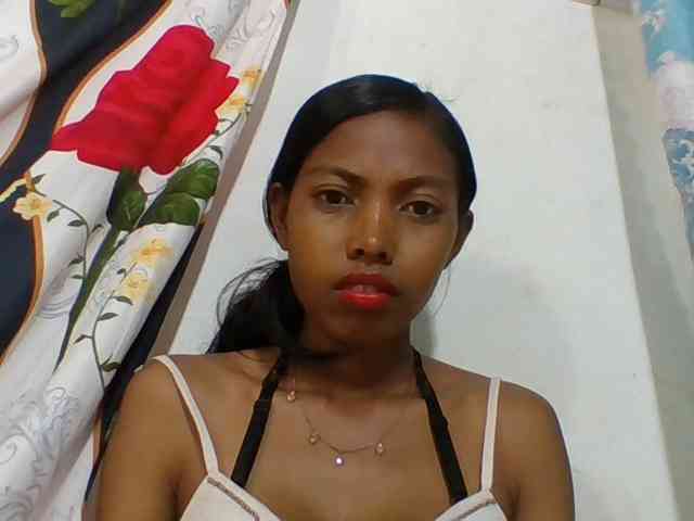 Layah7 webcam