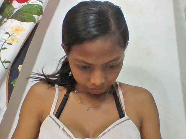 Layah7