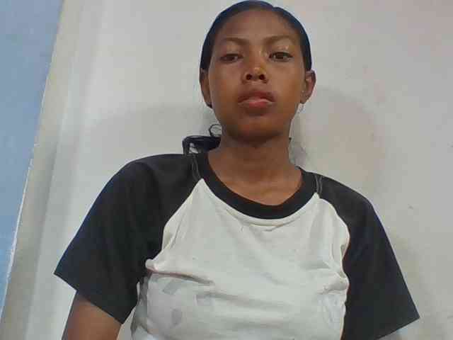 Layah7 webcam