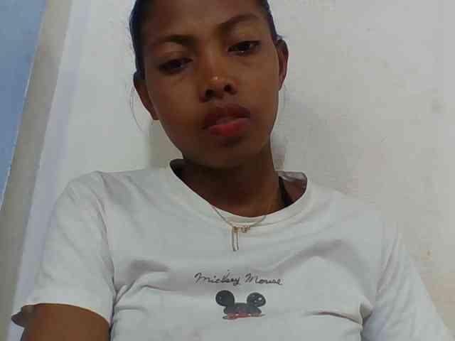 Layah7 webcam