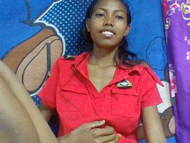 Layah7 webcam