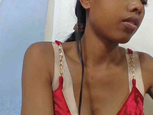Layah7 webcam