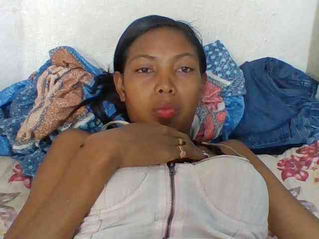 Layah7 webcam