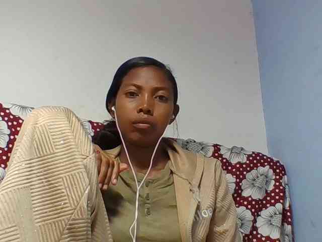 Layah7 webcam
