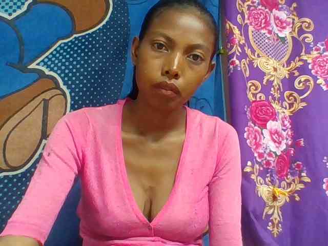 Layah7 webcam