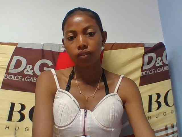 Layah7 webcam