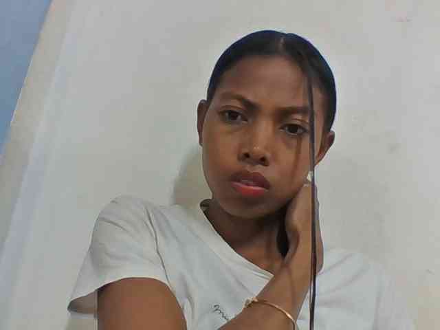 Layah7 webcam