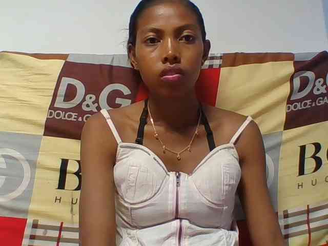 Layah7 webcam