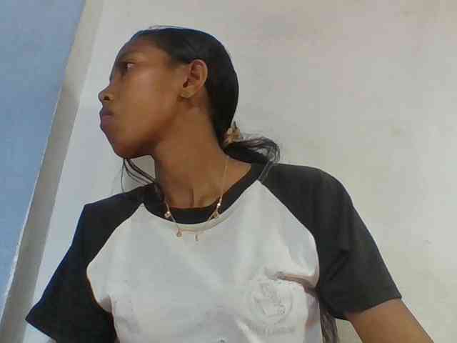 Layah7 webcam