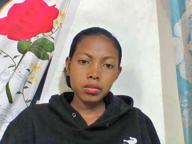 Layah7 webcam