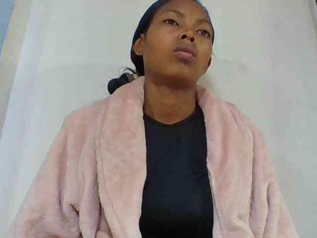 Layah7 webcam