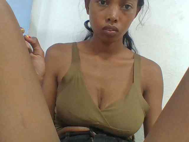 Layah7 webcam