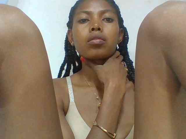 Layah7 webcam